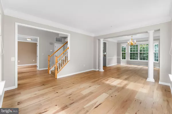 Springdale, MD 20774,10206 THUNDERCLOUD CT