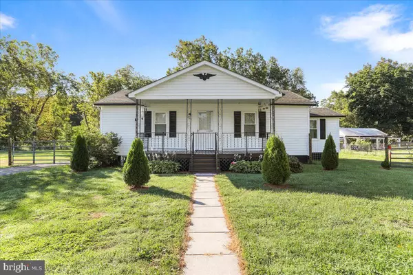 261 MIDDLE LN, Gore, VA 22637
