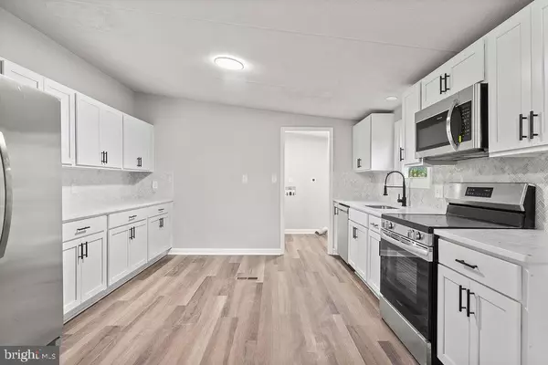 Ruther Glen, VA 22546,7261 BLANTON RD