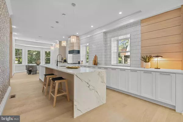 Philadelphia, PA 19119,319 PELHAM RD