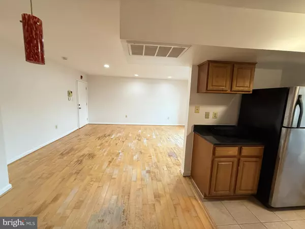 Washington, DC 20019,5009 D ST SE #303