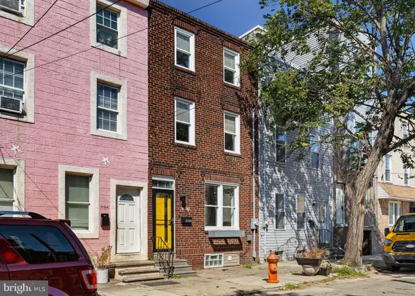 2026 N LAWRENCE ST, Philadelphia, PA 19122