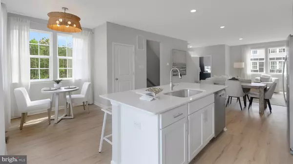 Waretown, NJ 08758,44 BAYBREEZE DR