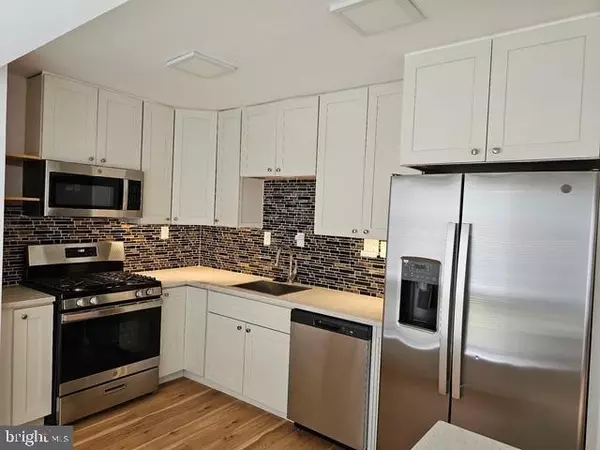 Fairfax, VA 22030,10132 FAIR WOODS DR