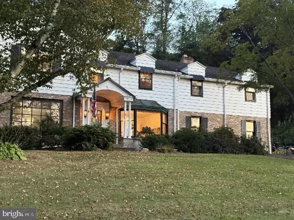 Pottsville, PA 17901,1621 HOWARD AVE