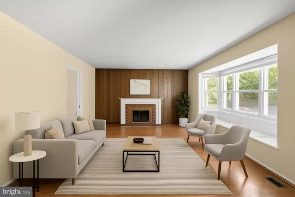 Laurel, MD 20708,12306 SHADETREE LN