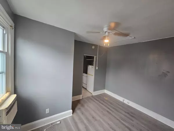 Chester, PA 19013,105 W 24TH ST