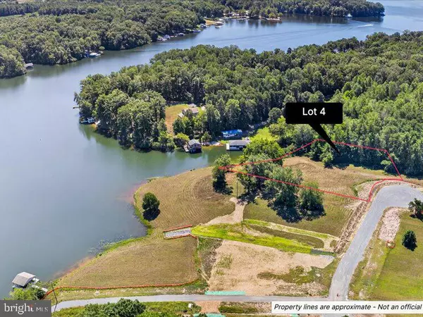 Spotsylvania, VA 22551,4707 EAGLE POINT CT