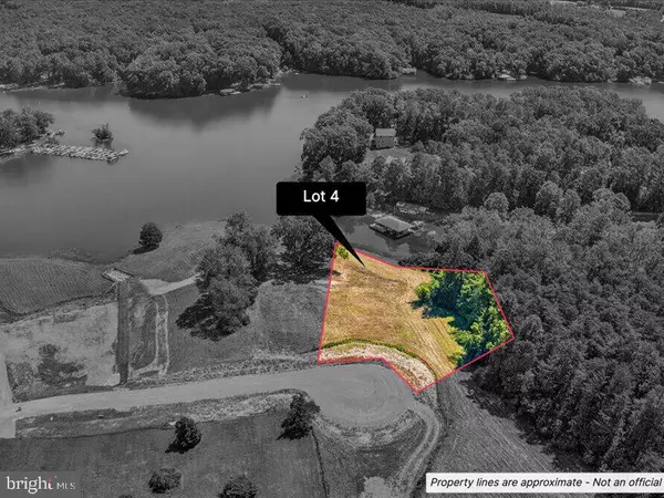 Spotsylvania, VA 22551,4707 EAGLE POINT CT