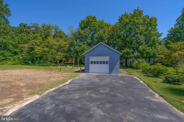 Vineland, NJ 08361,211 OAKLAWN TER