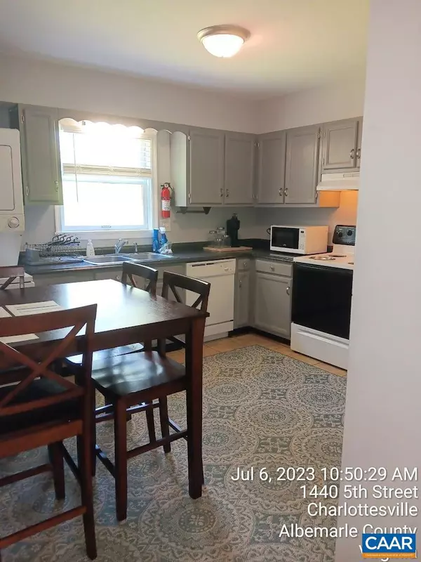 Charlottesville, VA 22902,1440 SW 5TH ST #B
