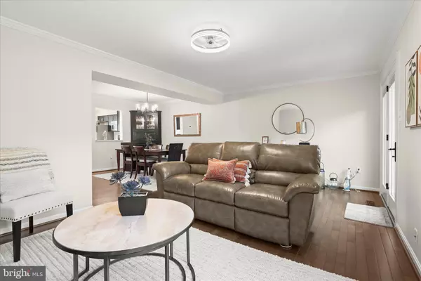 Elkridge, MD 21075,6204 BRIAR CT