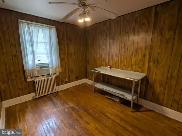 Baltimore, MD 21215,4029 CEDARDALE RD