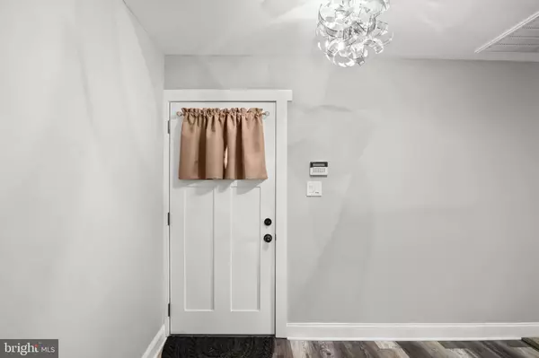 Willingboro, NJ 08046,35 GRANITE LN