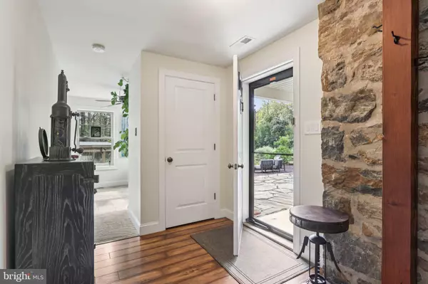 Easton, PA 18042,450 BUTTERMILK RD