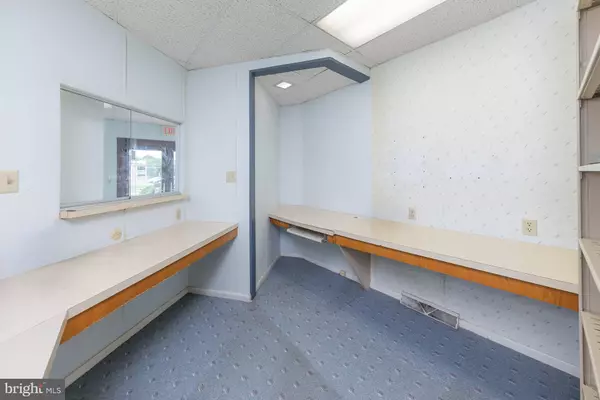 Vineland, NJ 08360,1160 E LANDIS AVE