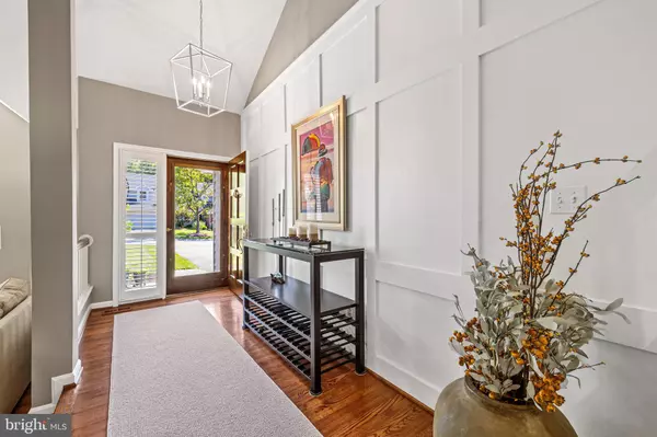 Lutherville Timonium, MD 21093,6 NEARFIELD RD