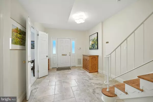 Arlington, VA 22202,2319 S QUEEN ST