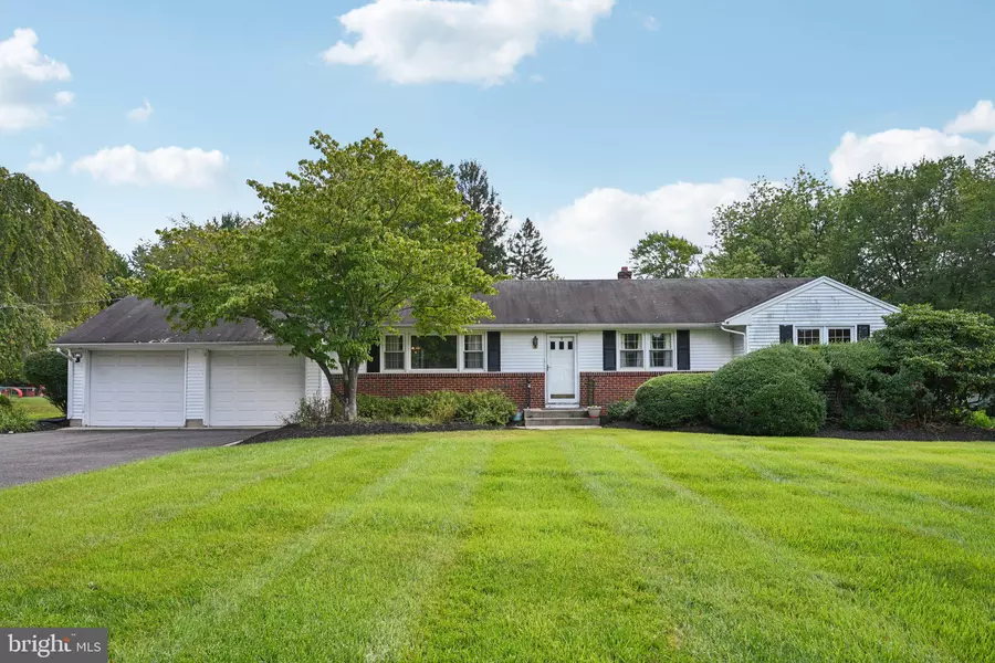 9 COOPER TOMLINSON RD, Medford, NJ 08055