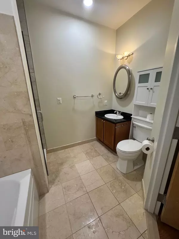 Philadelphia, PA 19146,1100 S BROAD ST #509B