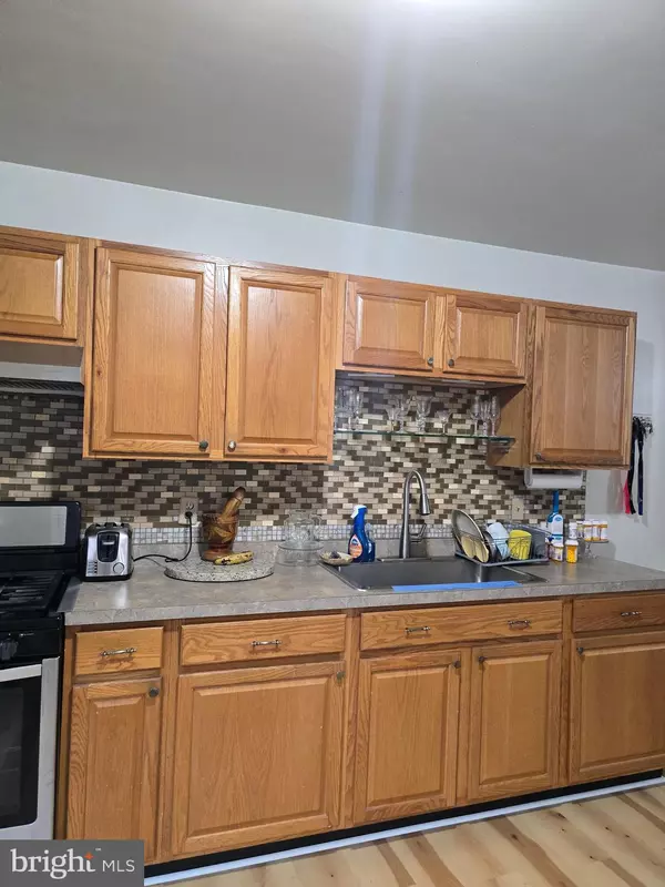 Harrisburg, PA 17104,1529 DERRY ST