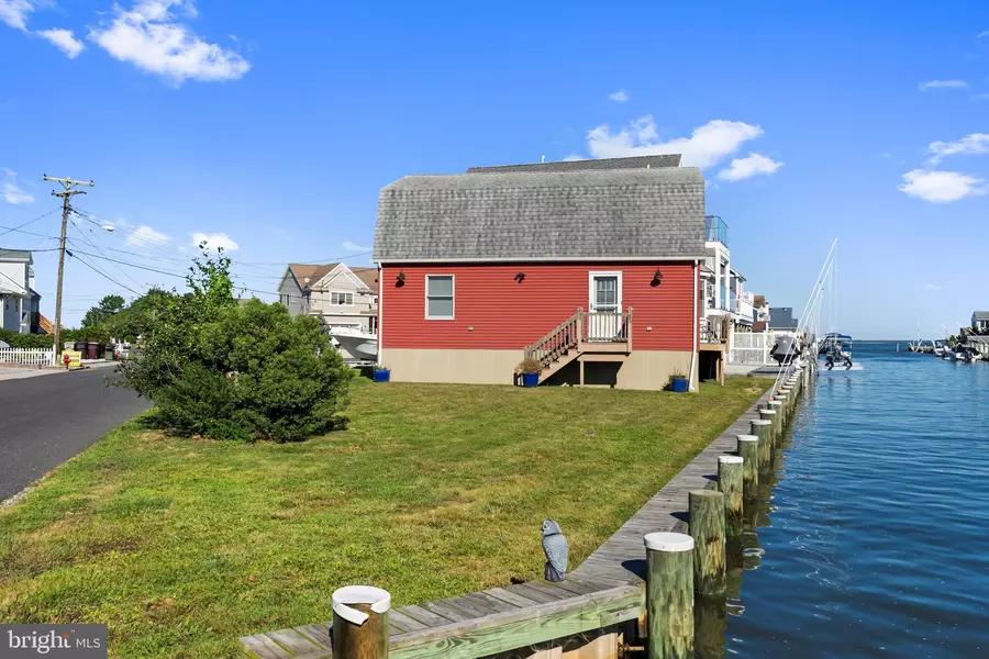 217 N BAY DR, Bayville, NJ 08721