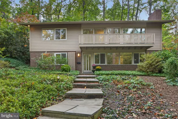 Annandale, VA 22003,3422 CHARLESON ST