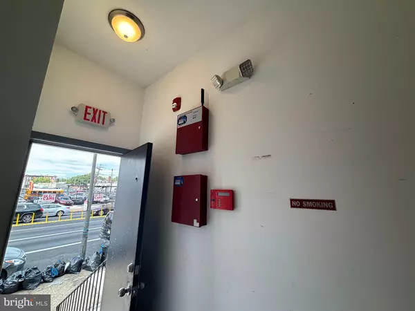 Philadelphia, PA 19140,3851 N BROAD ST