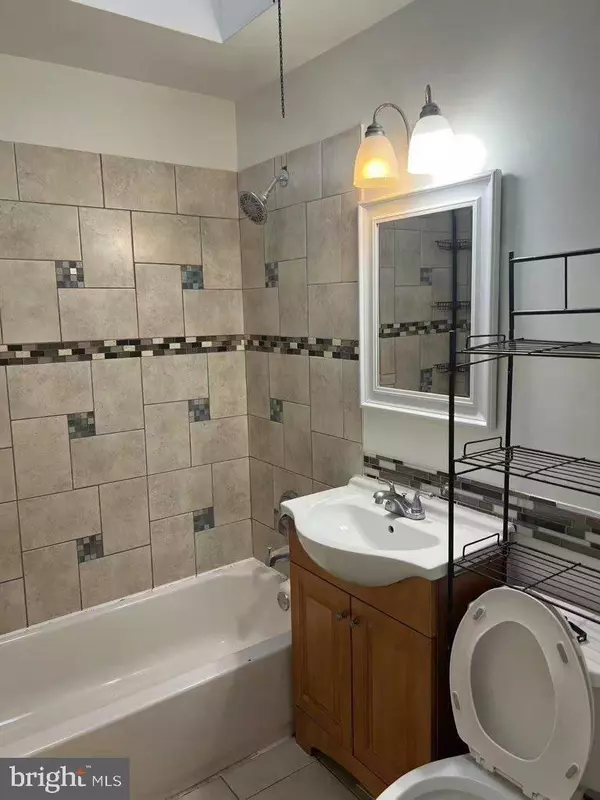 Philadelphia, PA 19149,6306 LEONARD ST