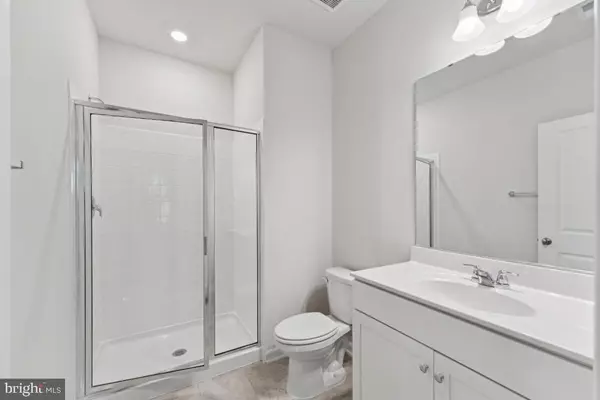 Damascus, MD 20872,26458 SIR JAMIE TER