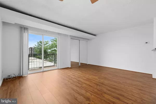 Alexandria, VA 22304,60 S VAN DORN ST #503