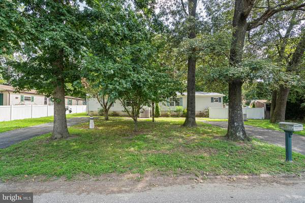 Dagsboro, DE 19939,30742 LONG LEAF RD