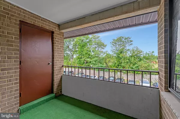 Herndon, VA 20170,531 FLORIDA AVE #204