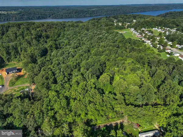 Conowingo, MD 21918,121 SCHOOLHOUSE DR