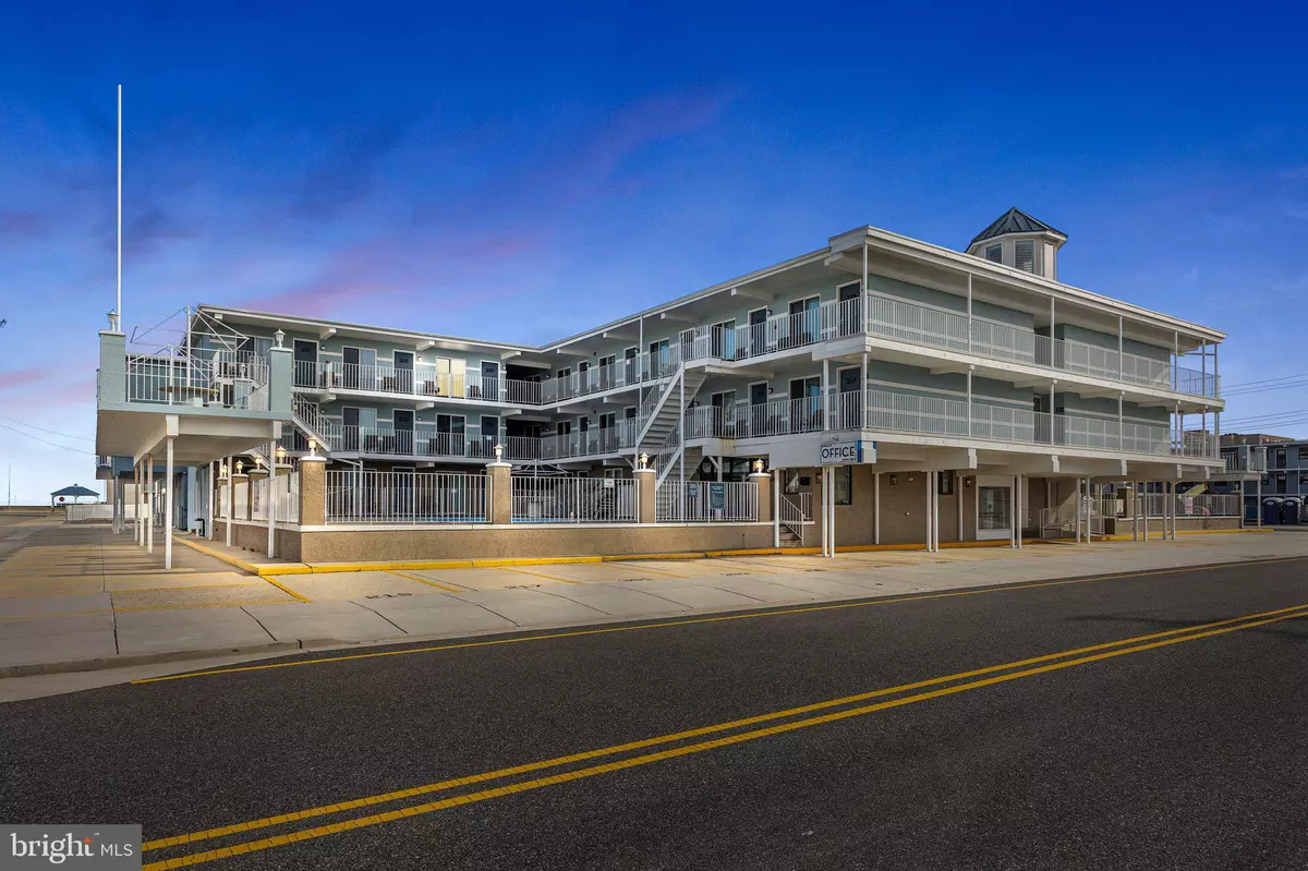 North Wildwood, NJ 08260,301-309 OCEAN AVE #305