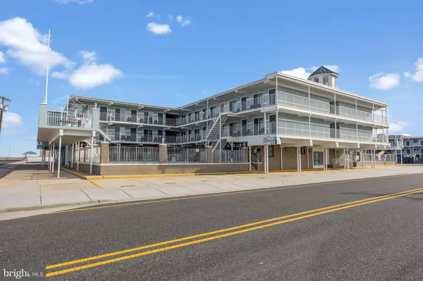 North Wildwood, NJ 08260,301-309 OCEAN AVE #305