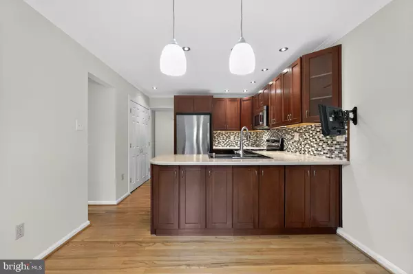 Chesterbrook, PA 19087,4 STIRLING CT