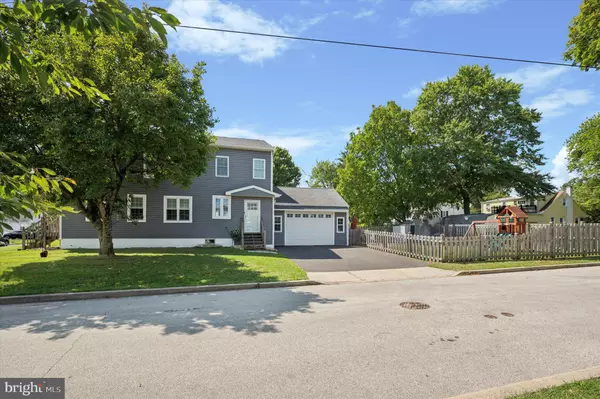 Glenside, PA 19038,458 MONROE AVE