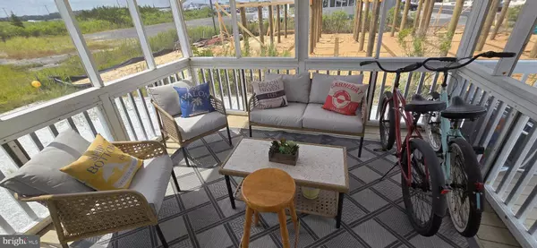 Tuckerton, NJ 08087,1022 S GREEN ST