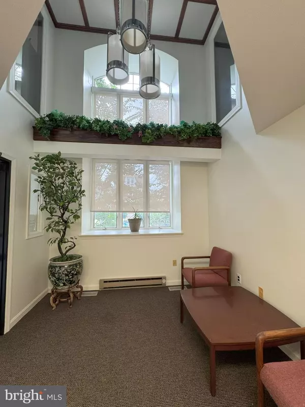 Conshohocken, PA 19428,100 W 3RD AVE ##200