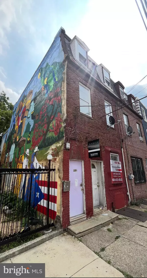 2211 N 2ND ST, Philadelphia, PA 19133