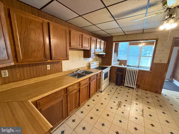 Mount Carmel, PA 17851,324 S MARKET ST