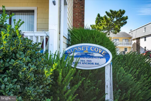 Ocean City, MD 21842,701 RUSTY ANCHOR RD #17
