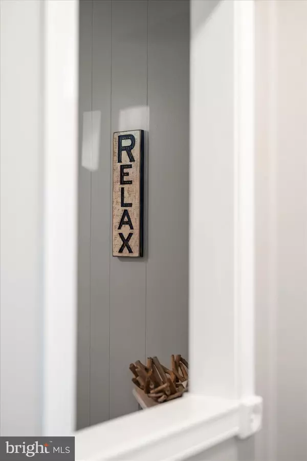 Ocean City, MD 21842,701 RUSTY ANCHOR RD #17