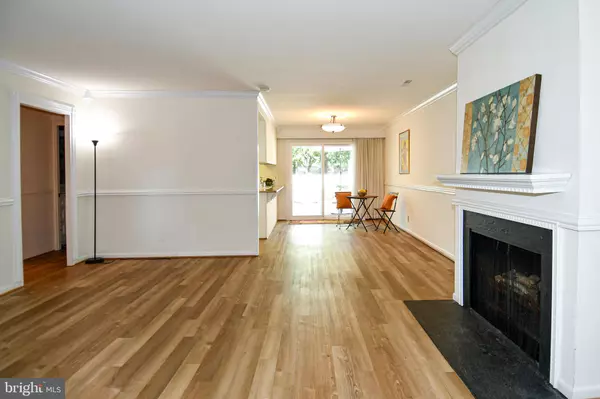 3638 EDELMAR TER #123-B, Silver Spring, MD 20906