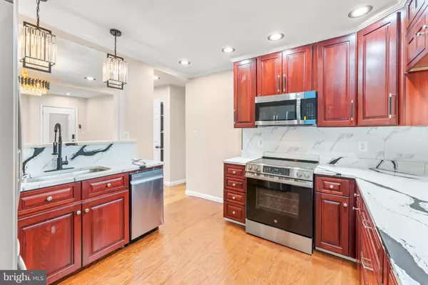 Brentwood, MD 20722,3803 40TH AVE