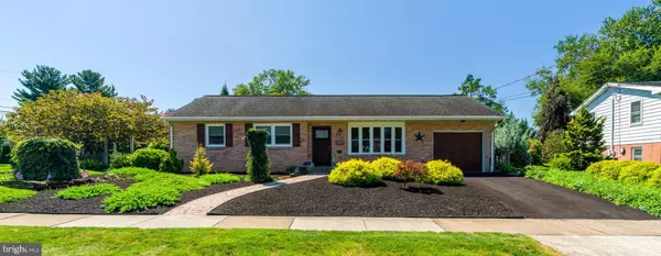 510 BLUEBIRD RD, Lititz, PA 17543