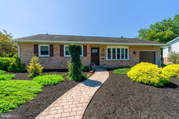 Lititz, PA 17543,510 BLUEBIRD RD