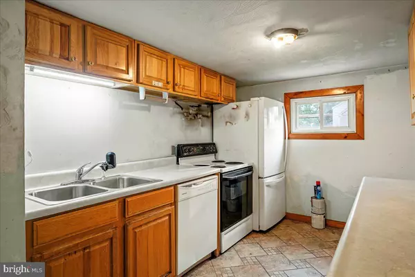 Milton, PA 17847,521 SHAKESPEARE AVE