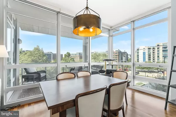 Philadelphia, PA 19123,901 N PENN ST #F305